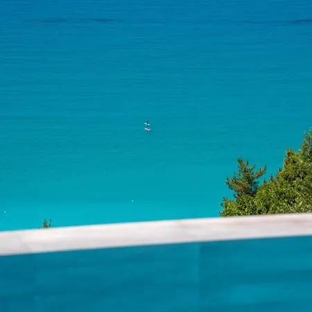 Le Grand Bleu Lurdáta