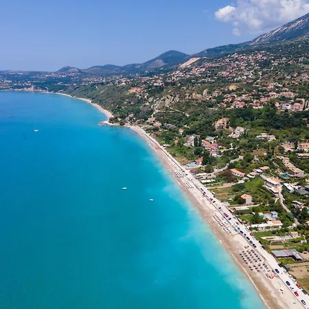 Villa Le Grand Bleu *