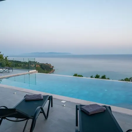 Villa Le Grand Bleu