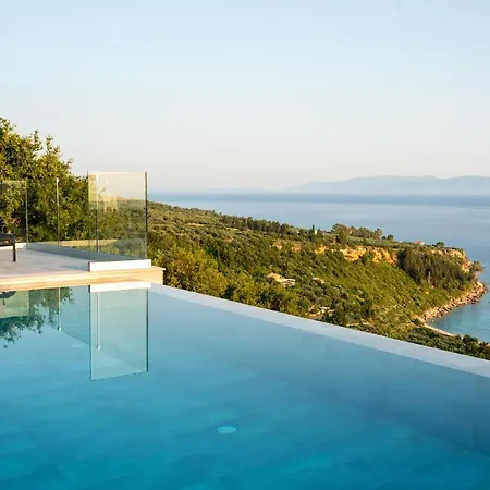 Le Grand Bleu Villa Lourdata (Kefalonia)
